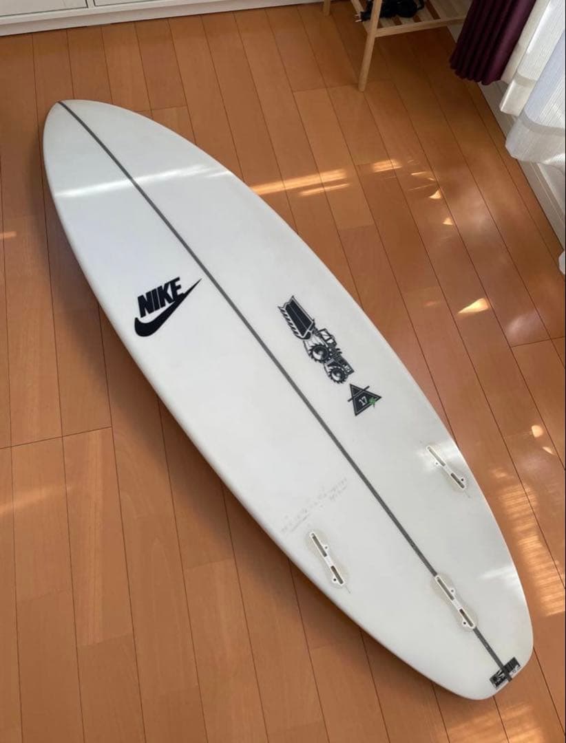 サーフボード　ショート　JSモデル（美品）