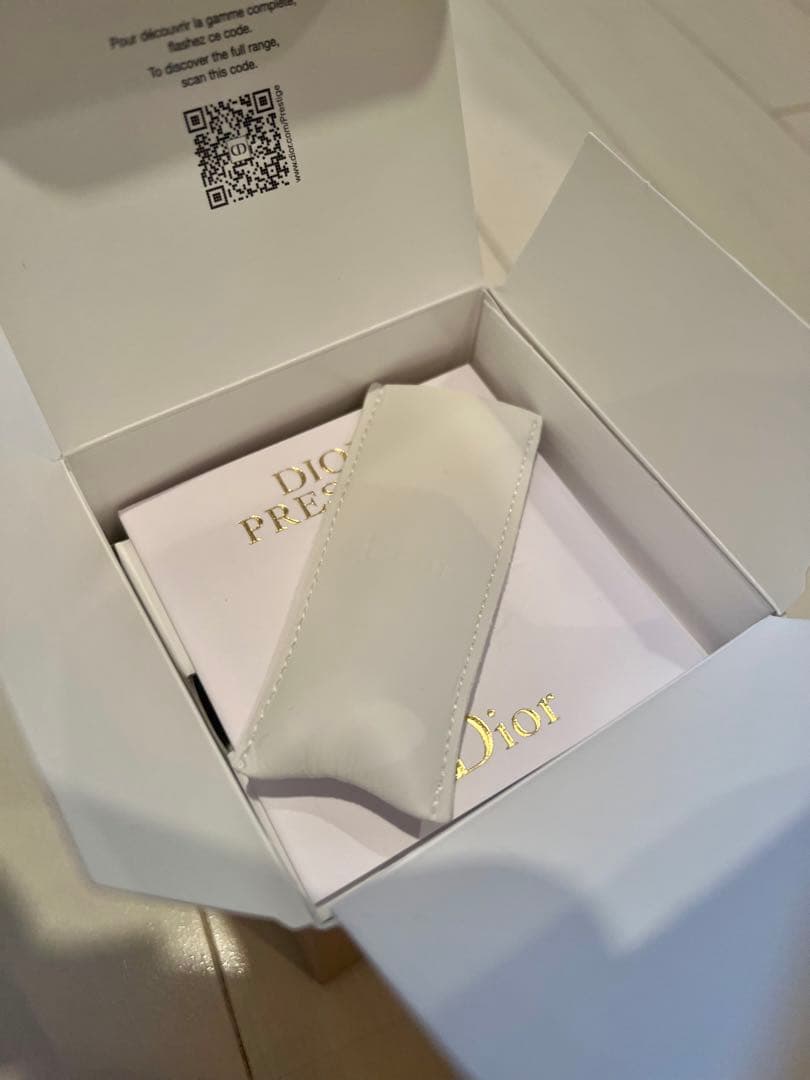 【新品未開封】ディオール プレステージ トラベルコレクション