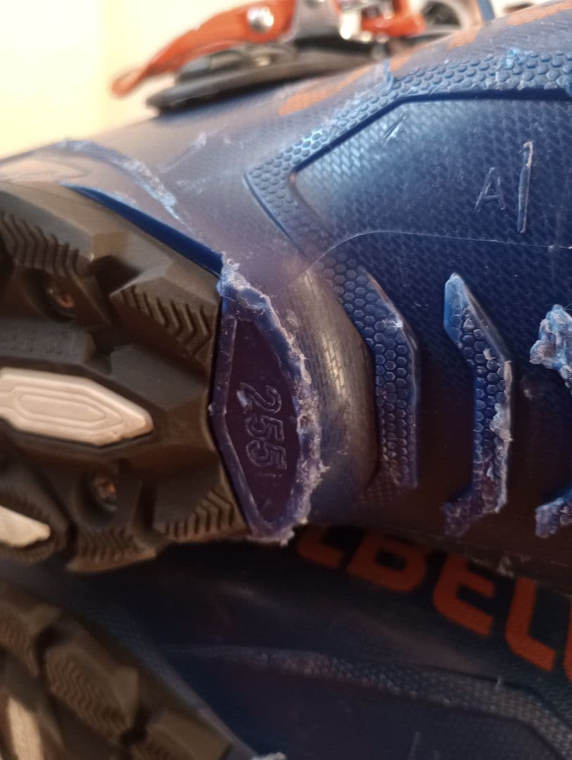 M*A様 DALBELLO LUPO AX120　中古スキー用ブーツ