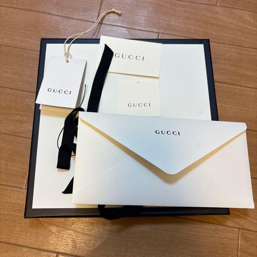 GUCCI ロゴプリント Tシャツ 黒　160センチ