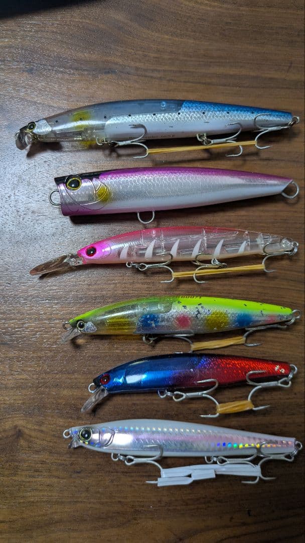 すみれ　ミノー ルアー セット 釣り用　セットアッパー ぶっ飛びくん