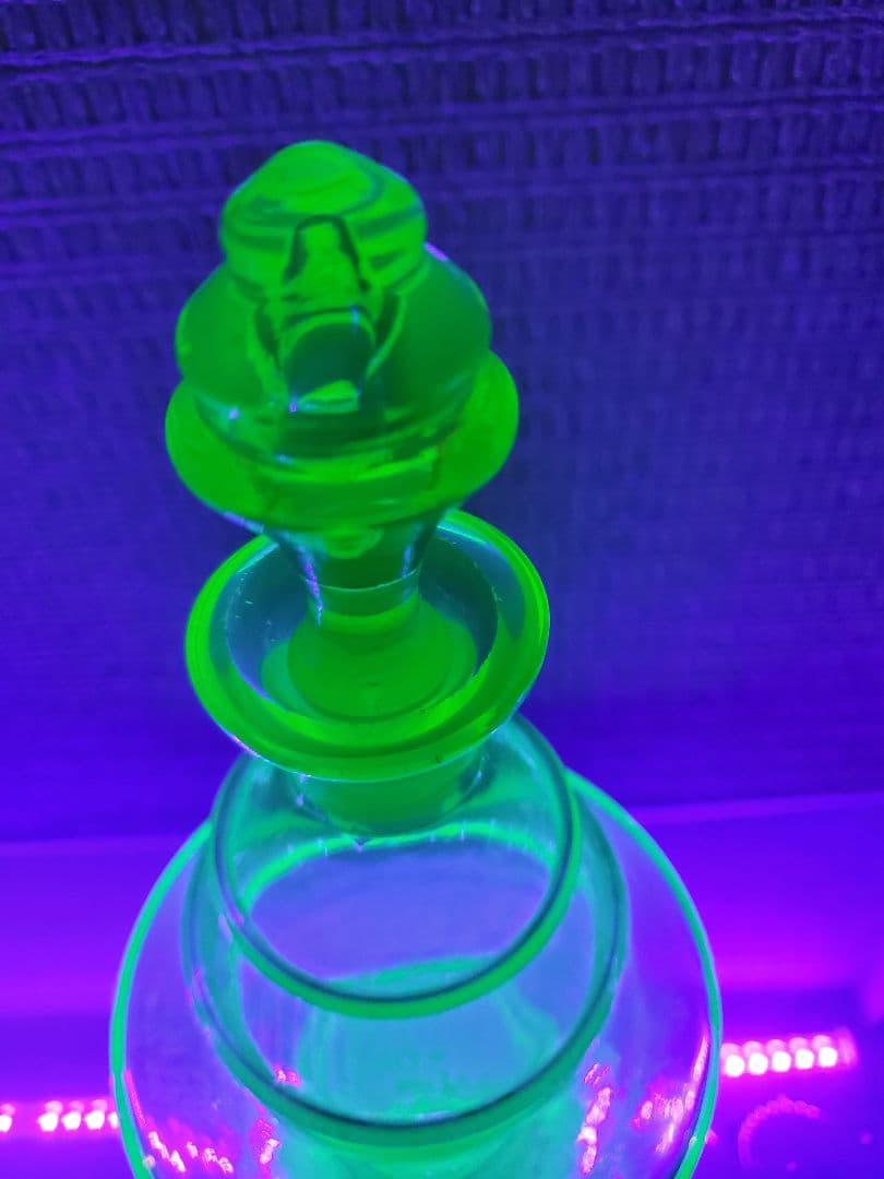 ウランガラススデキャンタ　Ａ