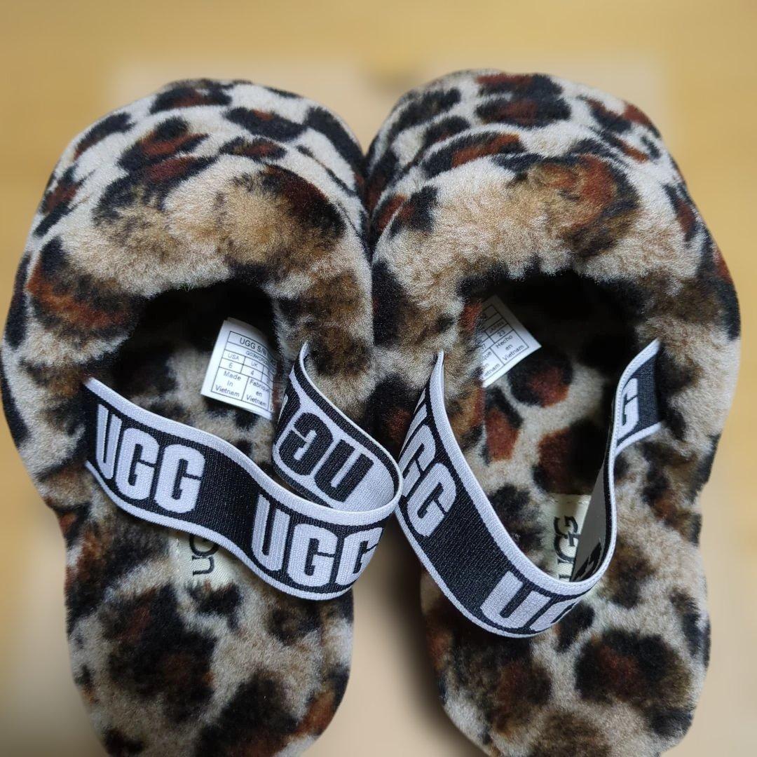 UGG豹柄モコモコ FLUFF YEAH SLIDEレオパードサンダル
