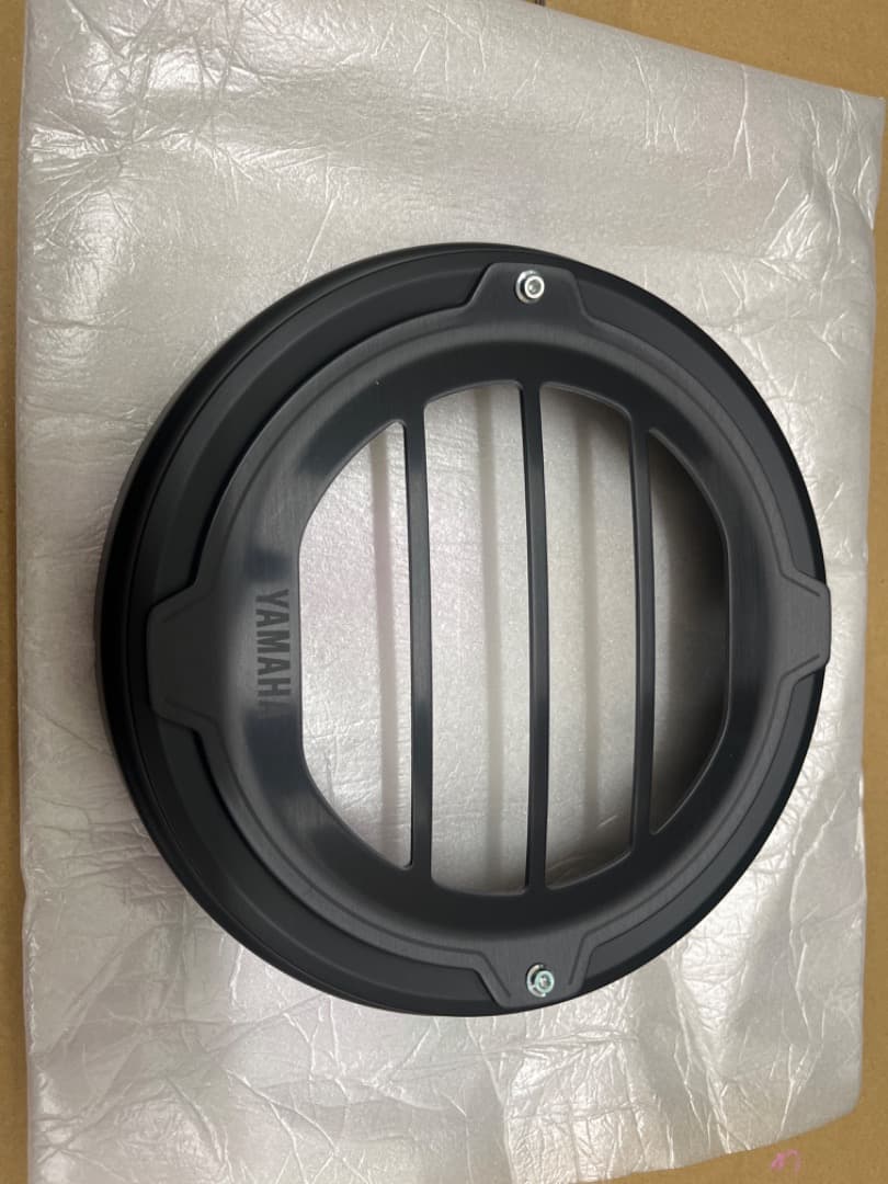 XSR700ヘッドライトグリル　22年式〜