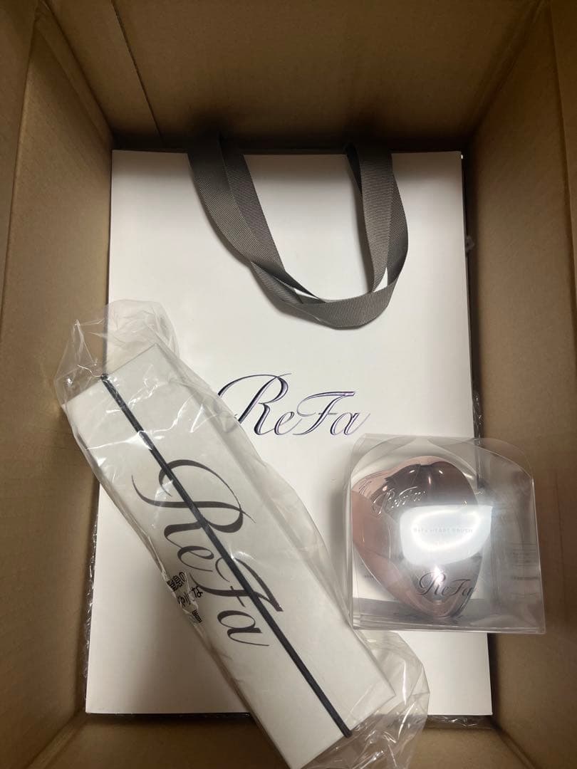 ReFa フィンガーアイロンST、ハートブラシミニ