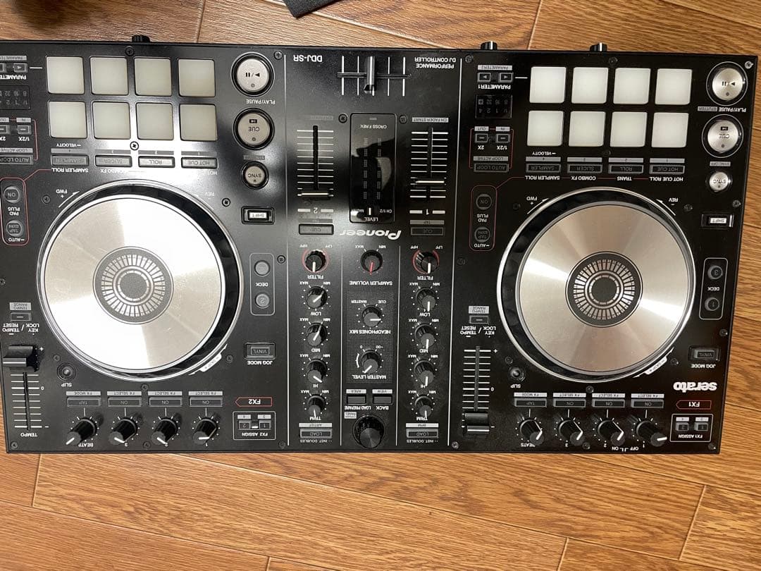 Pioneer DJ DDJ-SR コントローラー