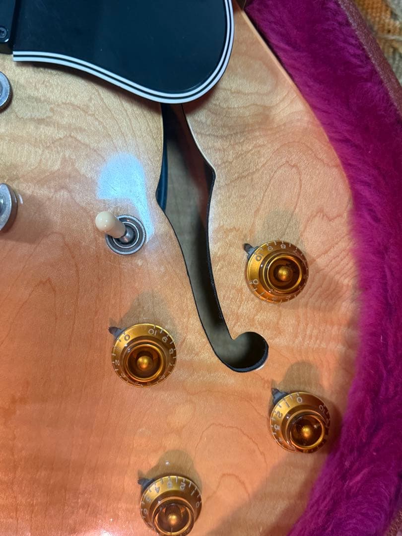 Gibson ES-335 Natural figured top 1／25まで