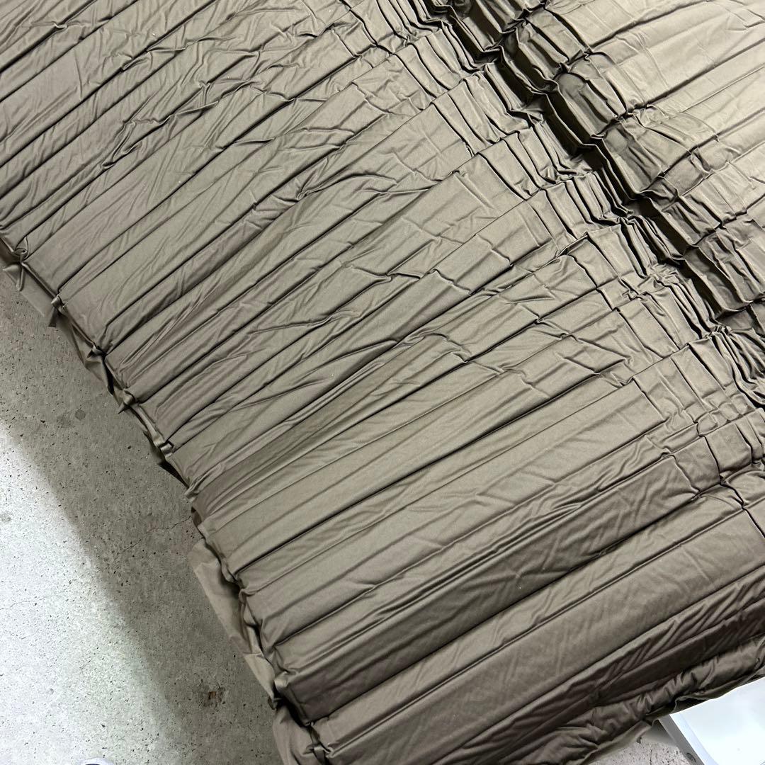 美品　コールマン　マスターシリーズ　インフレーターマット　ダブル