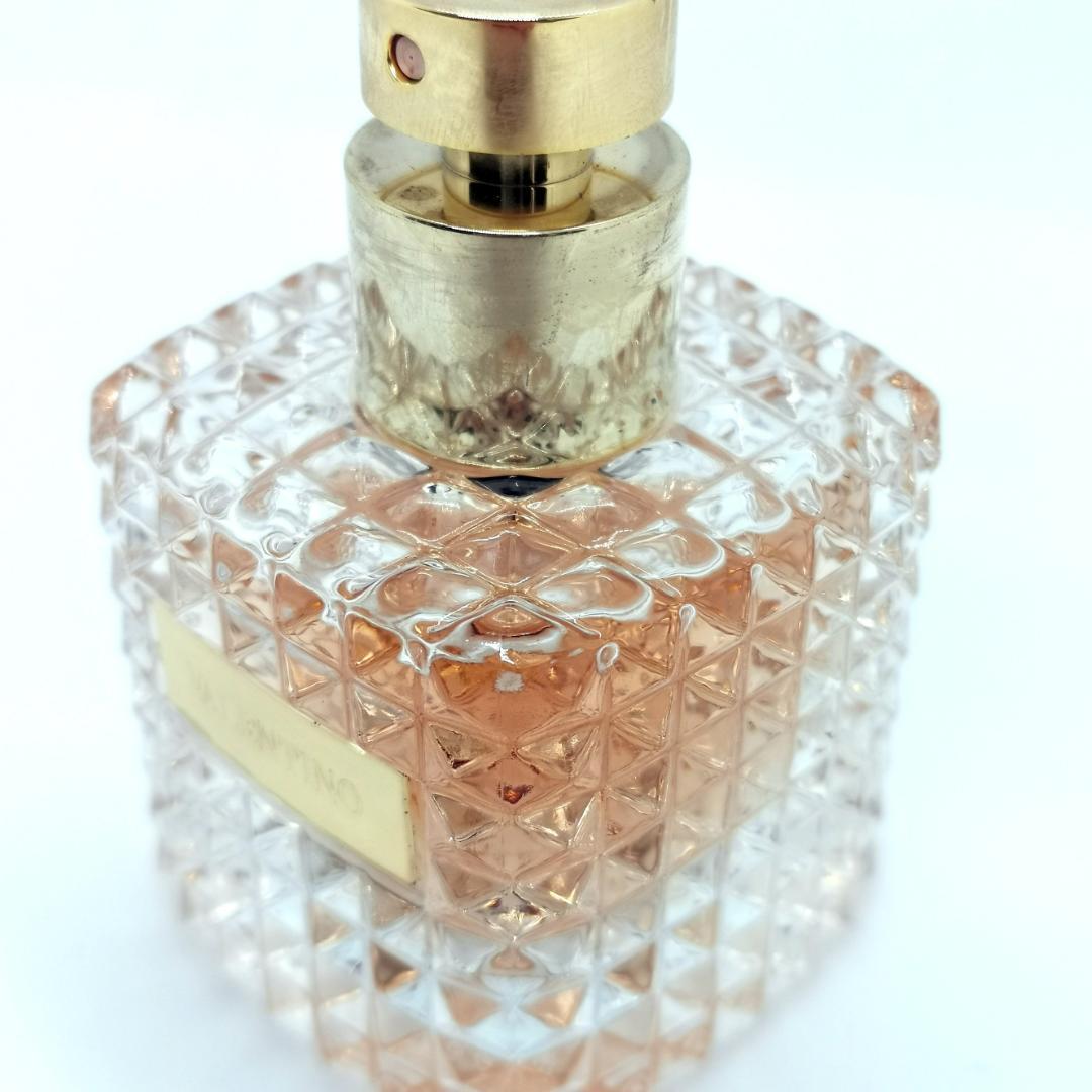 ヴァレンティノ　「ドンナ」　オードパルファン　50ml　香水　定価￥14,850