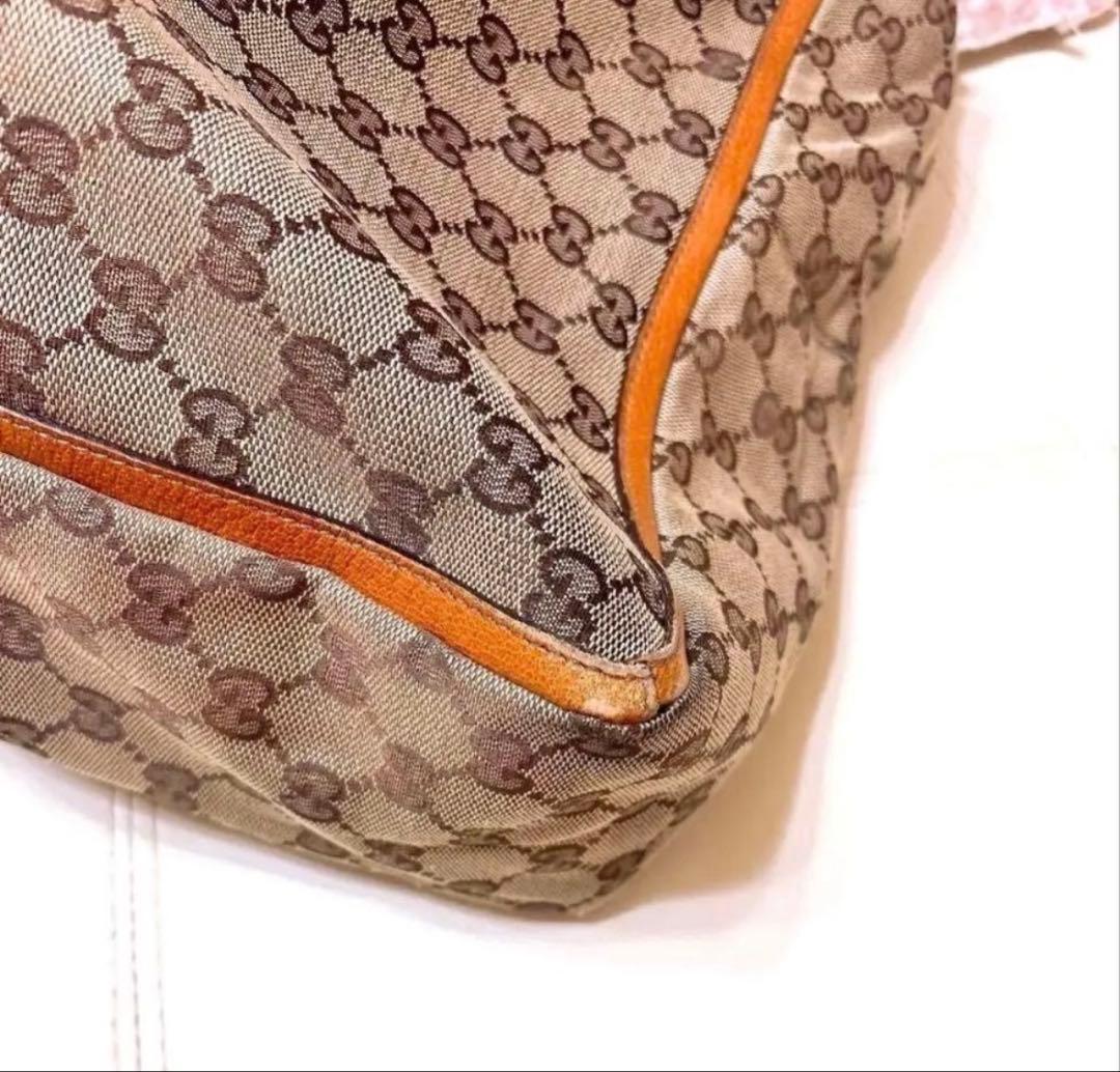 【保存袋付き】Gucci ロゴプリント ショルダーバッグ