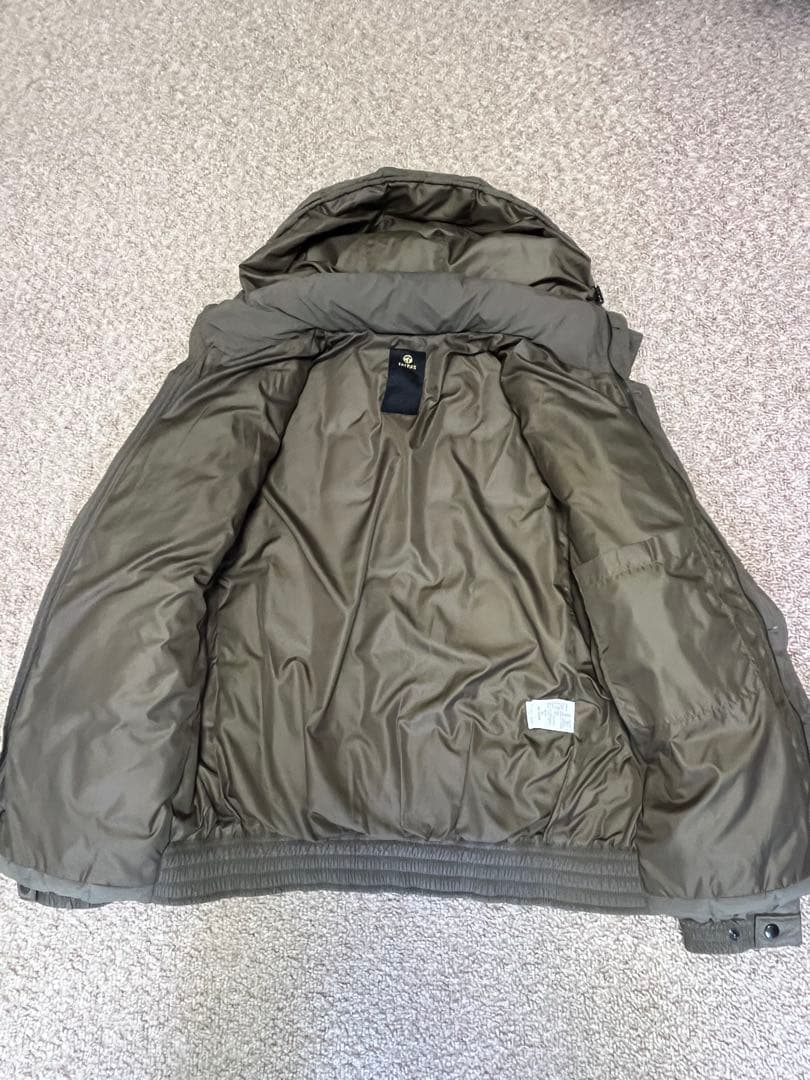 TATRAS オリーブ色 キルティングダウンジャケット