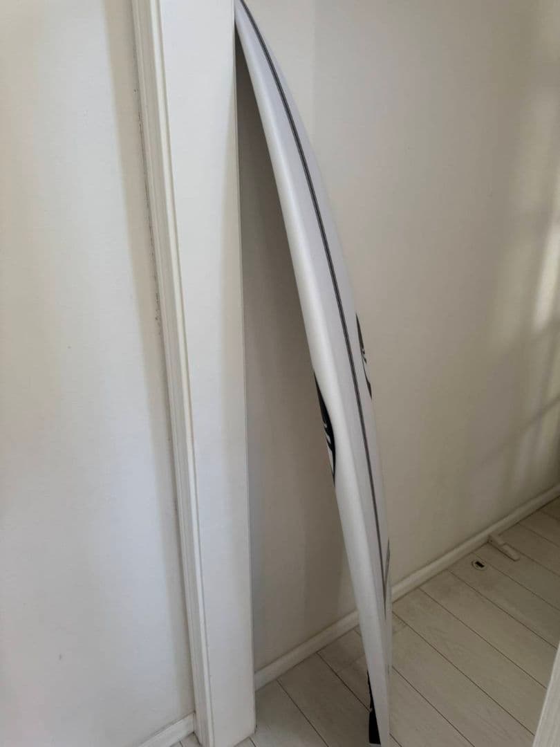 シャープアイサーフボードOKAY長さ5’9幅18.31厚み5.56厚さ23.5L