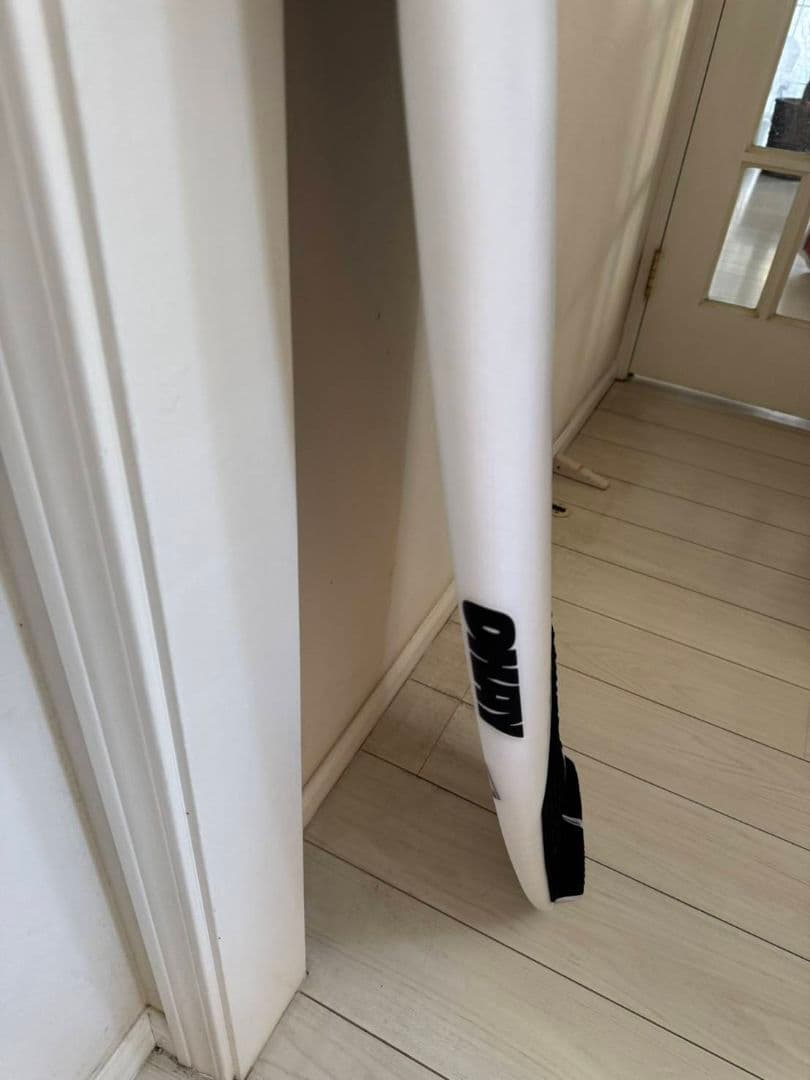 シャープアイサーフボードOKAY長さ5’9幅18.31厚み5.56厚さ23.5L