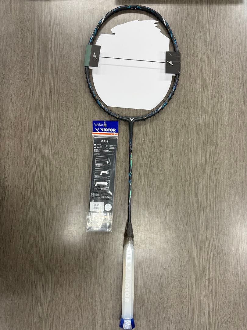 バドミントンラケット Victor　AURASPEED100XUltra