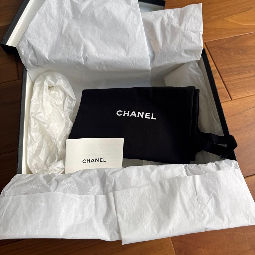 【新品未使用品】CHANEL スウェードカメリアサンダル 35