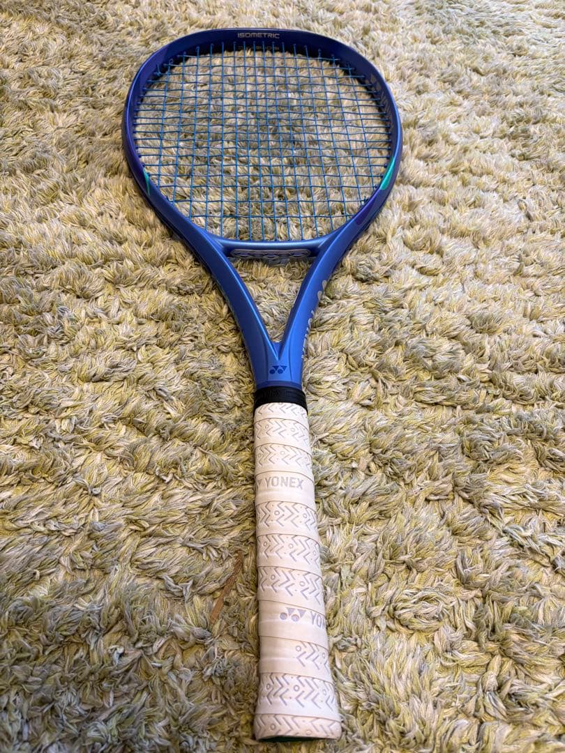 YONEX EZONE 100 G2 /イーゾーン100 G2