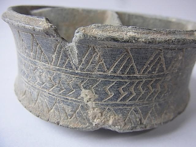 ★Z0909★ 古代　石器　彫刻石　オイルランプ　繊細彫刻　灯火器