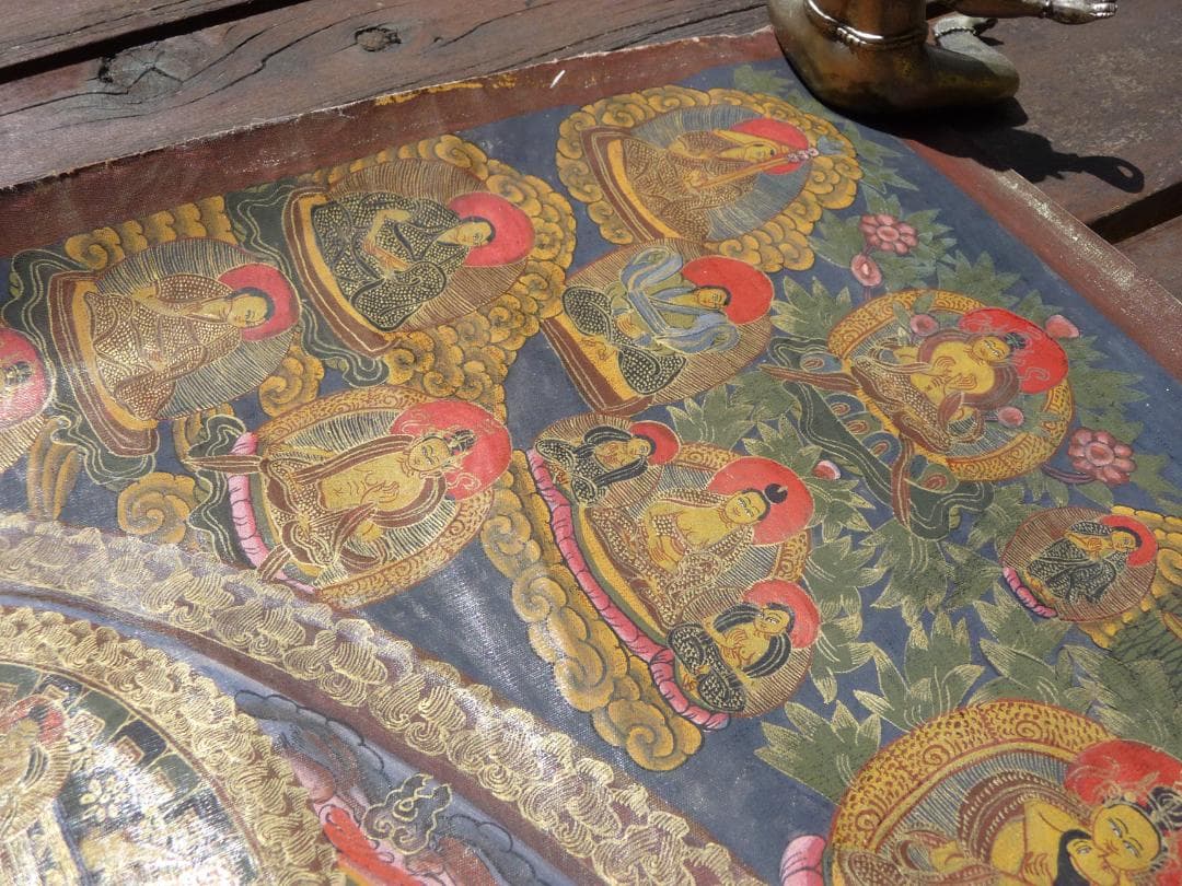 大サイズ　希少　肉筆　タンカ　チベット　黒兼彩　金彩　まくり　※説明必読願います