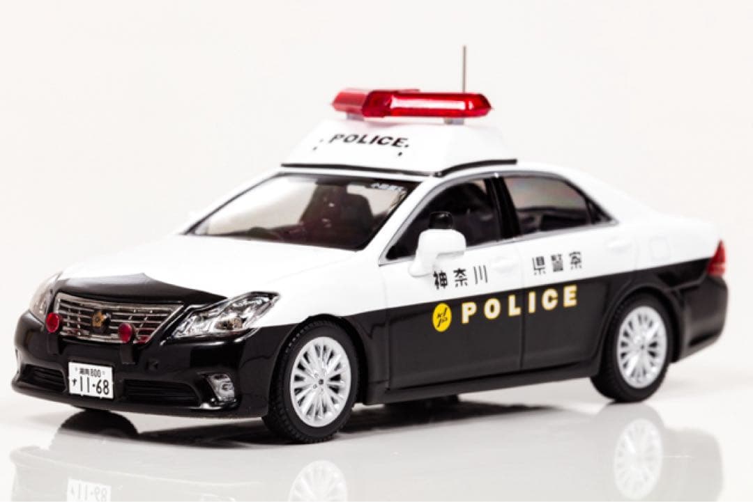 レイズrai's クラウン200系神奈川県察所 轄署地域ら車両