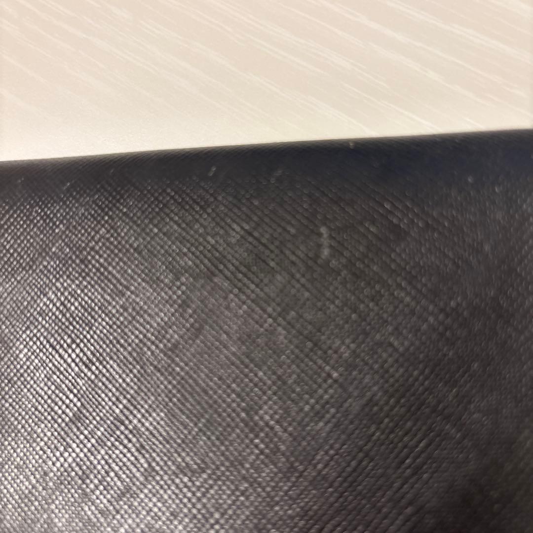 PRADA ブラック 名刺入れ サフィアーノレザー