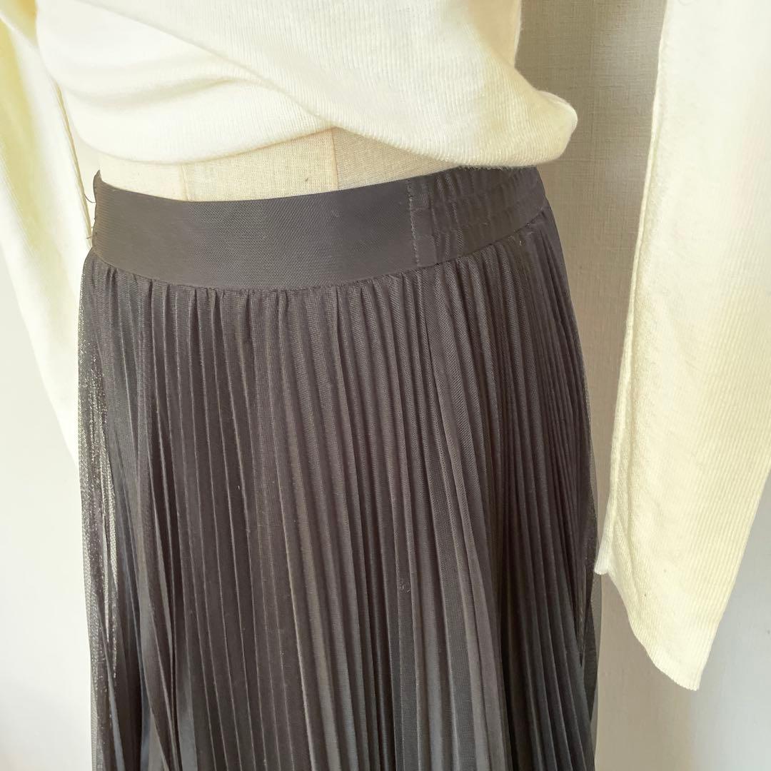 チャコット製ロイヤルダンス　エレガントプリーツスカート　ウエストゴム入り裏地つき