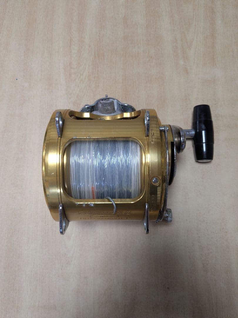 PENN INTERNATIONAL II 80T 釣り リール ゴールド