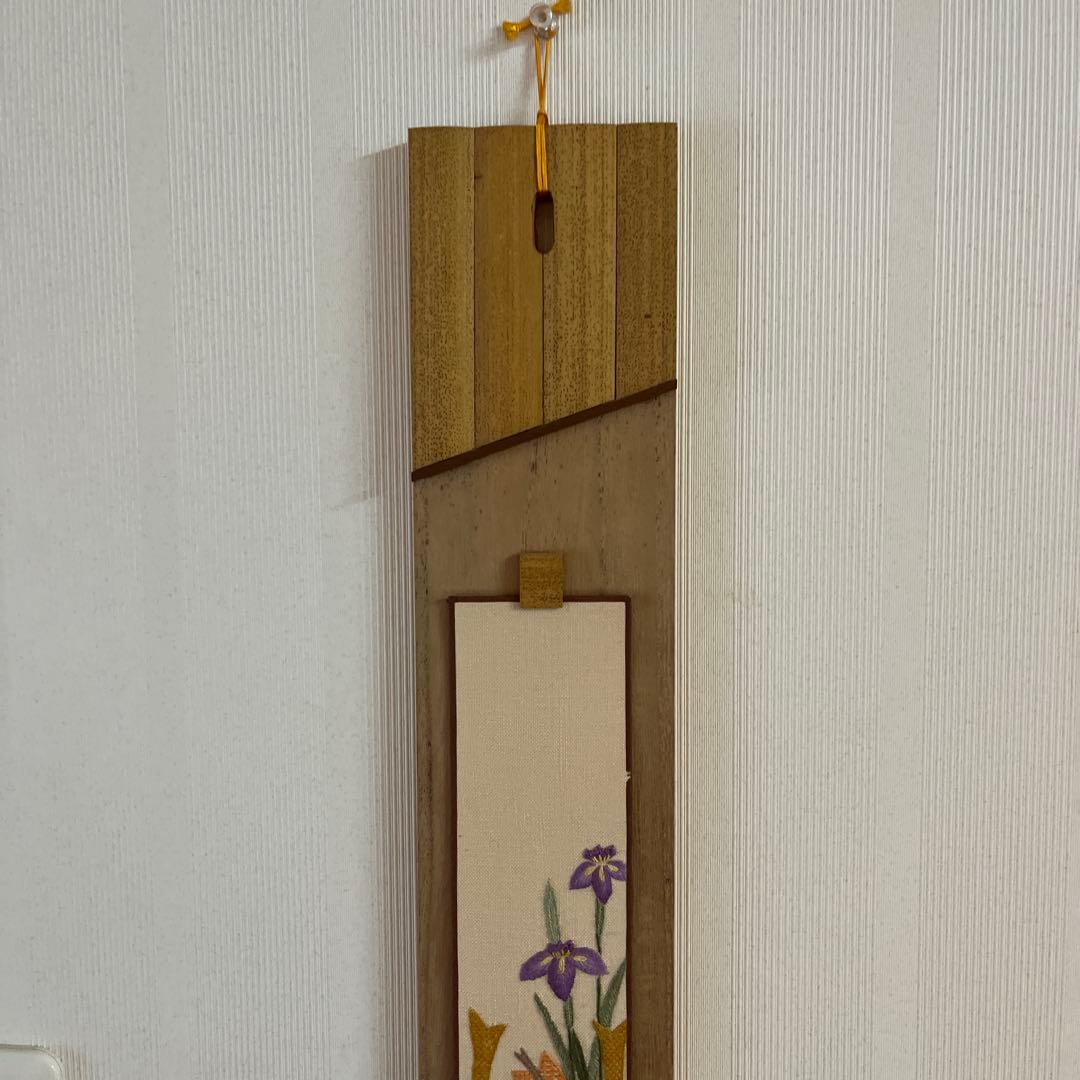 戸塚刺繍作品　短冊11枚と短冊掛け2つ