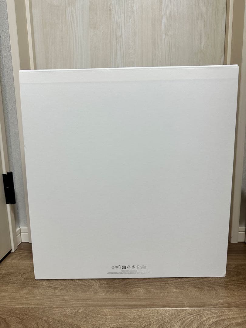 Dior 2024クリスマス限定ギフトボックス　紙袋　￼￼星のチャーム付き