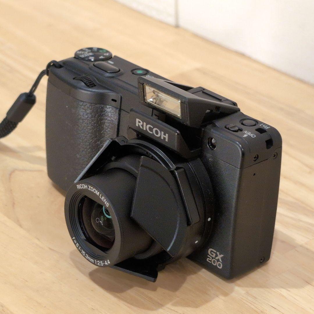 RICOH GX200 / 説明書・CD-ROM等 付属品一式 / 動作確認済み