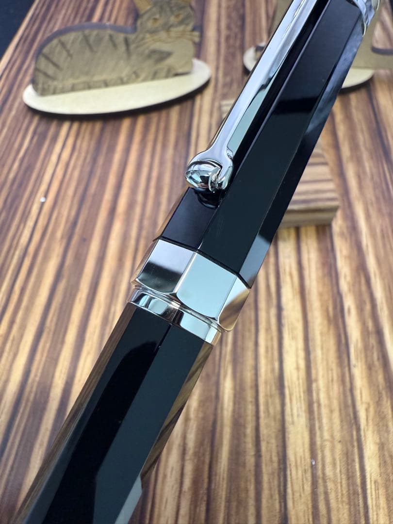 Montegrappa ボールペン ネロウーノ ブラック