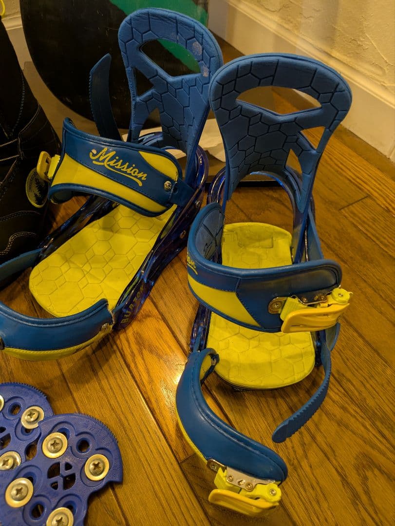 キッズ　スノーボードセット　GRAY BURTON 125cm