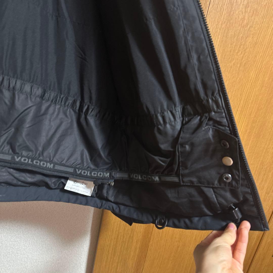 VOLCOM スノボウェア上下 M 黒