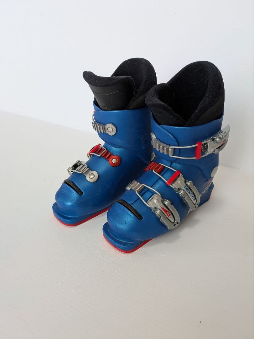 HEAD　SUPERSHAPEスキー板　ブーツ・ストック　ジュニアスキーセット