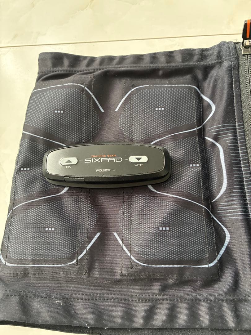 正規品　★シックスパッド パワースーツライト アブズ SIXPAD ★サイズL