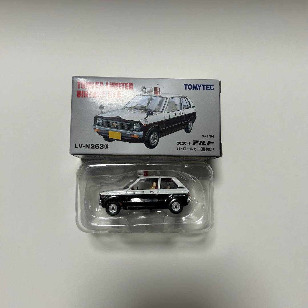トミカ リミテッド ヴィンテージ スズキ アルト パトカー