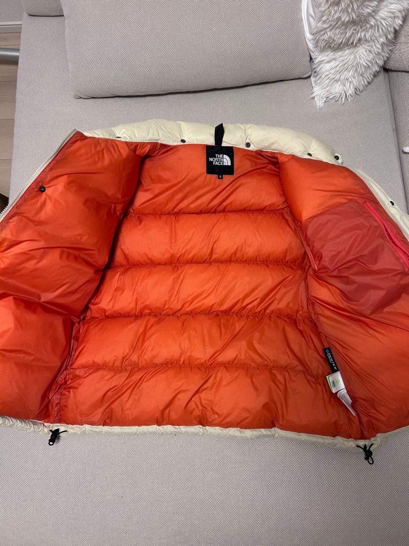 The North Face ダウンジャケット クリーム色