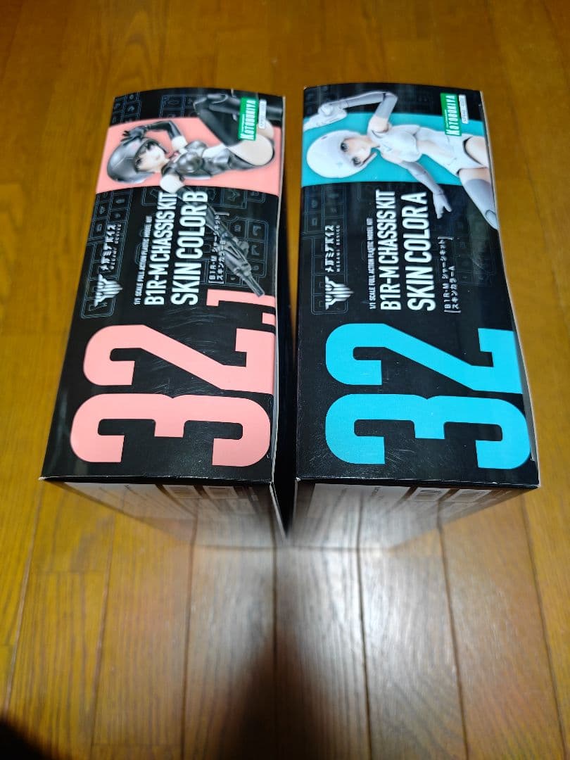 コトブキヤ　メガミデバイスB1R-M シャーシキット　カラー A & Bセット