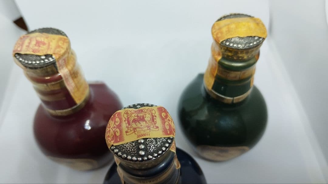 ロイヤルサルート２１年  ミニチュアボトル  ３本セット