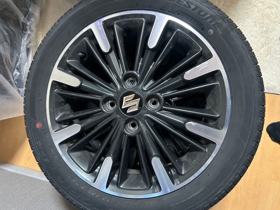 スペーシアカスタム　純正ホイールタイヤセット　4本