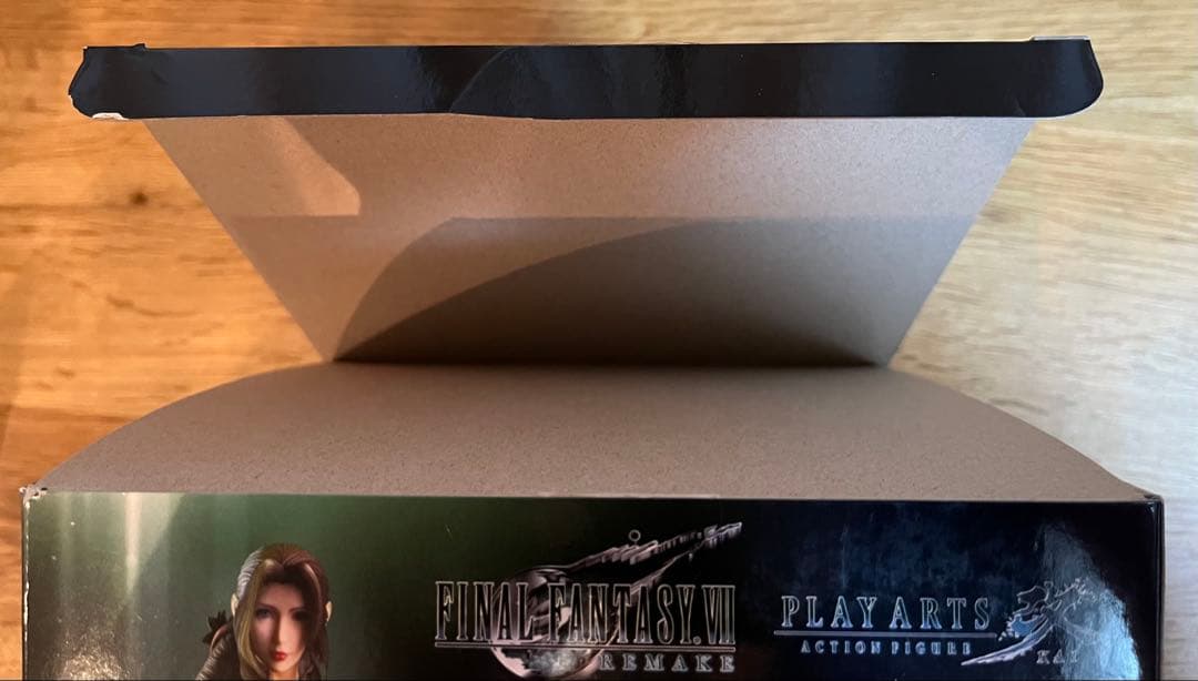 PLAY ARTS改 エアリス　ドレス クラウド　ファイナルファンタジーVII
