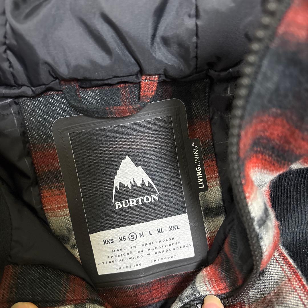 Burton スノーボードウェア　ジャケット　メンズ Sサイズ