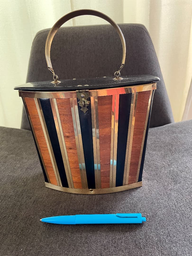 レア ヴィンテージ ストライプデザイン 木製 & レザー バスケット 1950s