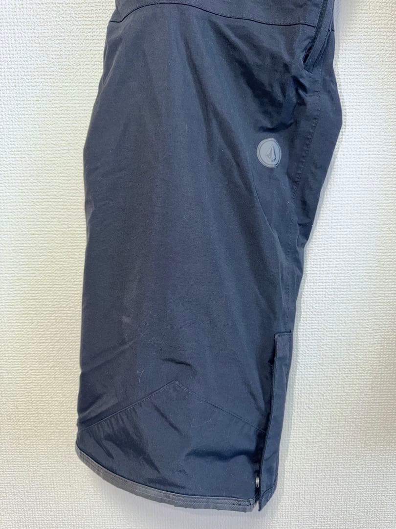 volcom goretex 黒 スノーボードパンツ ジッパーポケット付き