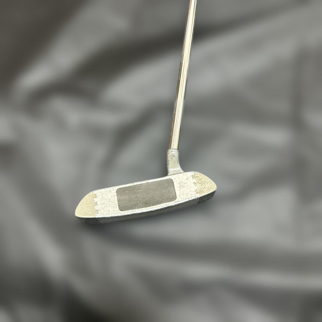 ゼクシオ8&12アイアン5本硬さＲとパター