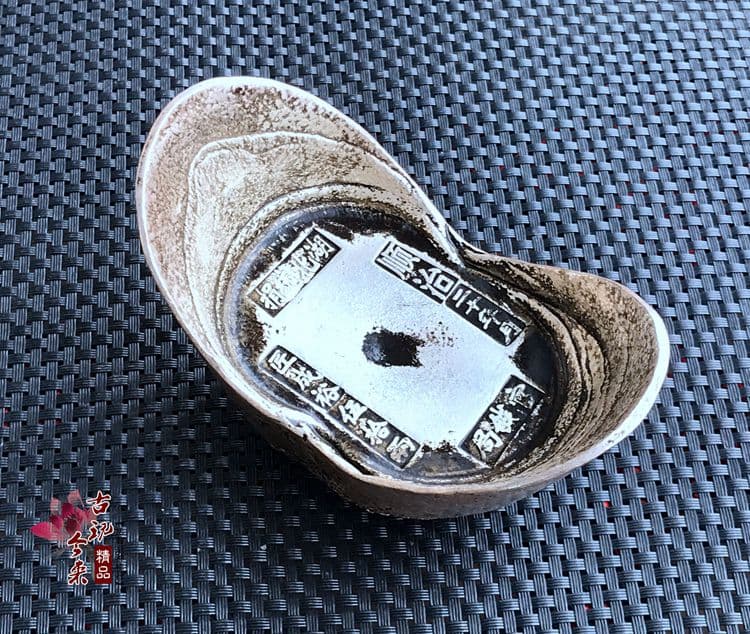 中国の清朝の五帝の銀塊、字はランダムで、50両の大きい銀の塊，1個