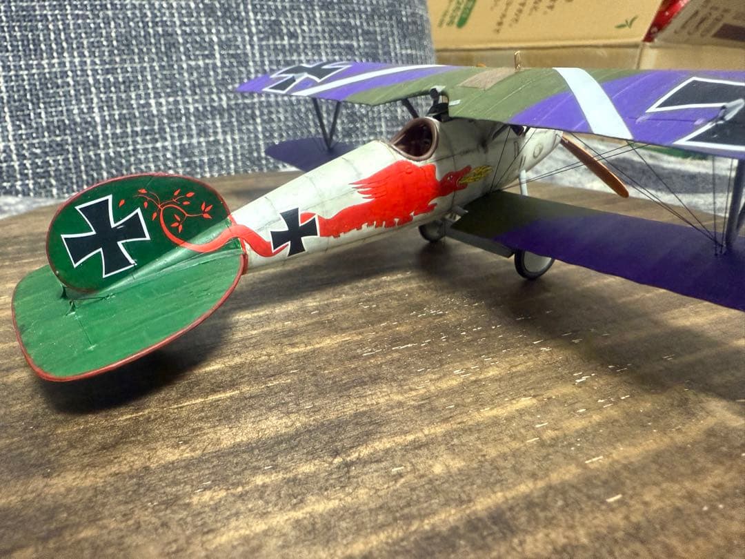 【塗装済完成品】複葉機エデュアルド1/48 アルバトロスAlbatros D.V