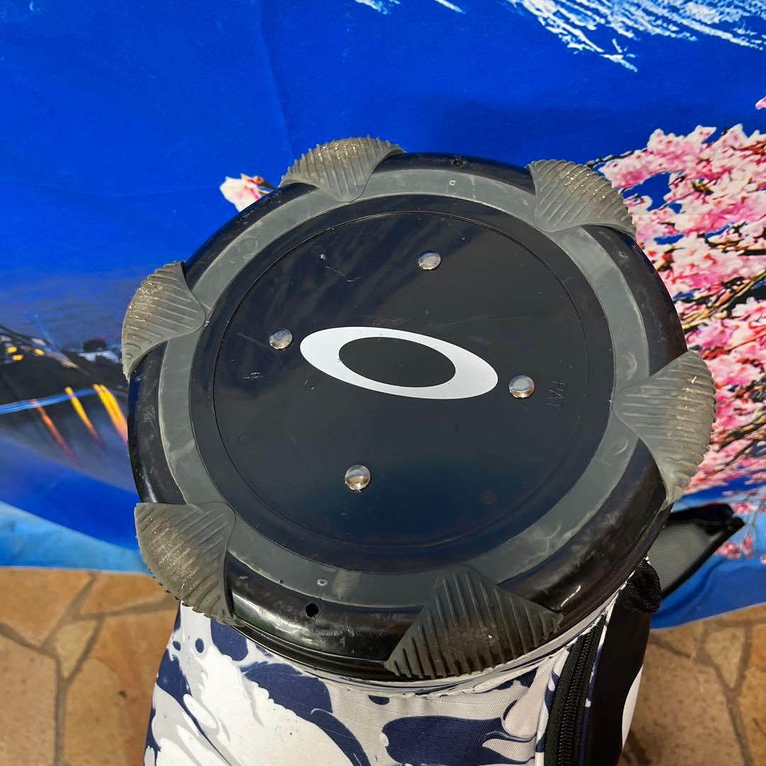 寶BT-1052 OAKLEY オークリー 白黒 キャディバッグ