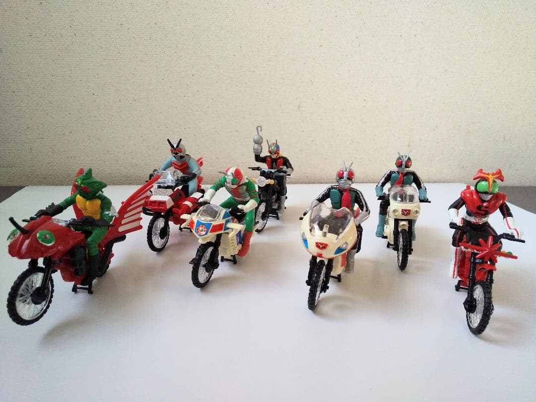 （ベッテルさん取り置き、来週月曜日まで）ザ・ライダーマシン 仮面ライダー ガチャ