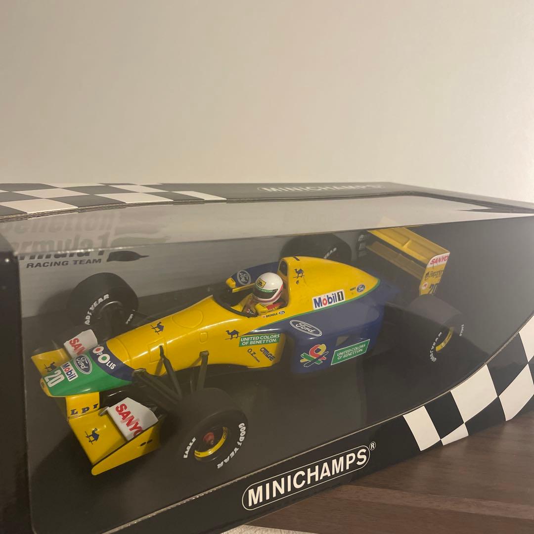 美品　未使用　1/18 ベネトンB191B 1992 M.ブランドルシューマッハ
