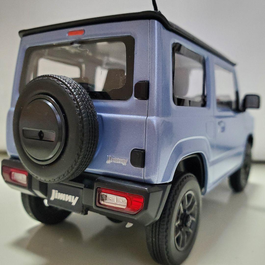 アオシマ　楽プラ　1/24 完成品　スズキ ジムニー JB64 Jimny